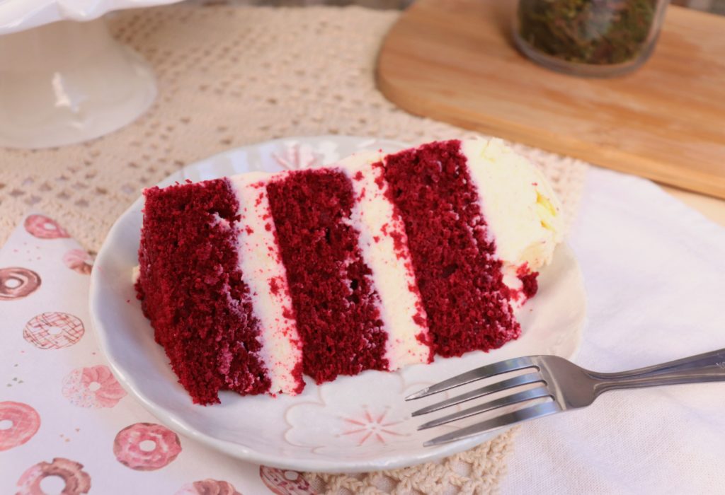 imagem bolo veludo vermelho